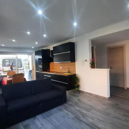 Monty's House דירה *